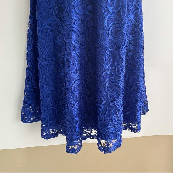 Dressy star lace dress - Picture 3 of 8